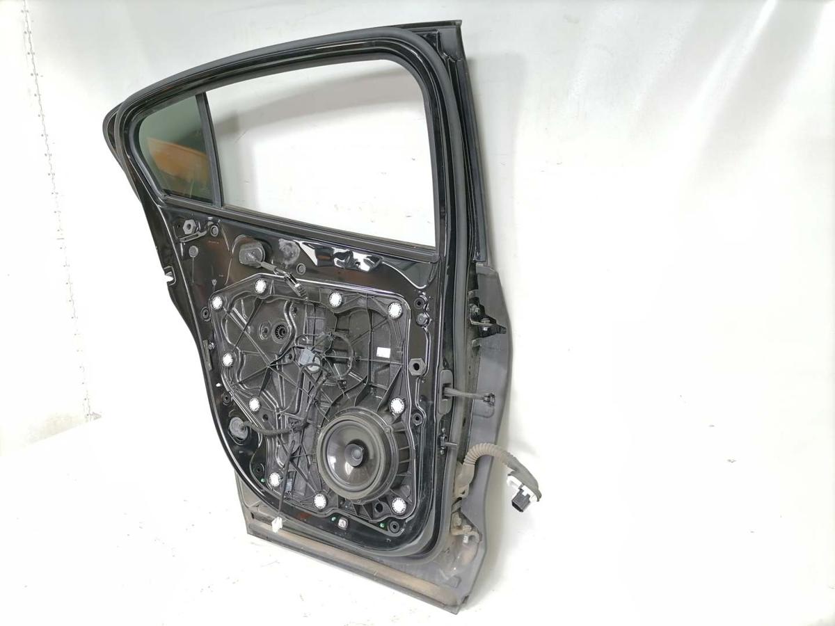 Ford Focus 4 original Tür hinten links Iridium-Schwarz Metallic Fließheck Bj.2018